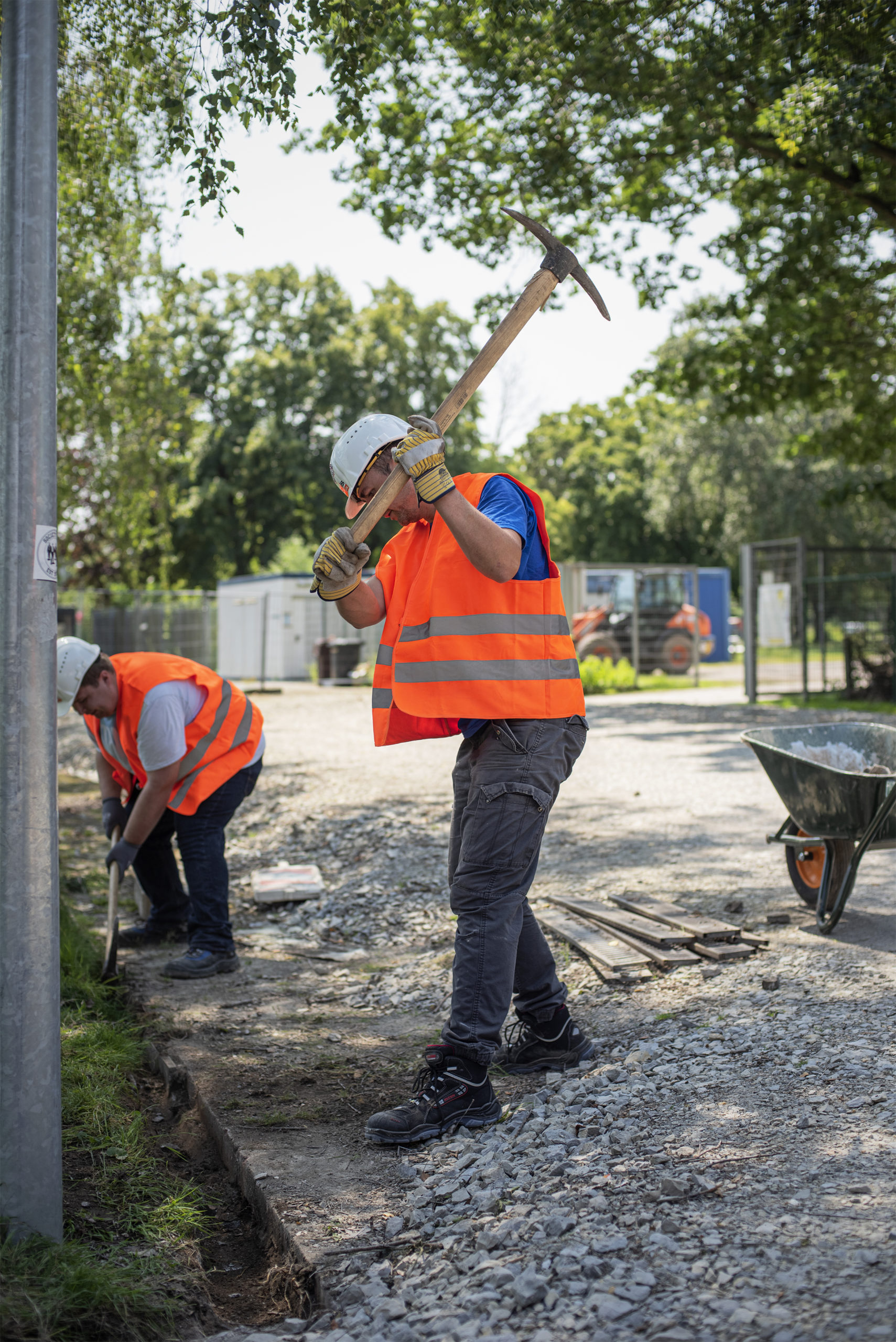 Rund 450 engagierte KFC-Fans wollen mit ihrer Initiative „Grotenburg-Supporters“ den Ruf ihres Vereins verbessern und dem Krefelder Profifußball wieder ein eigenes Wohnzimmer geben.