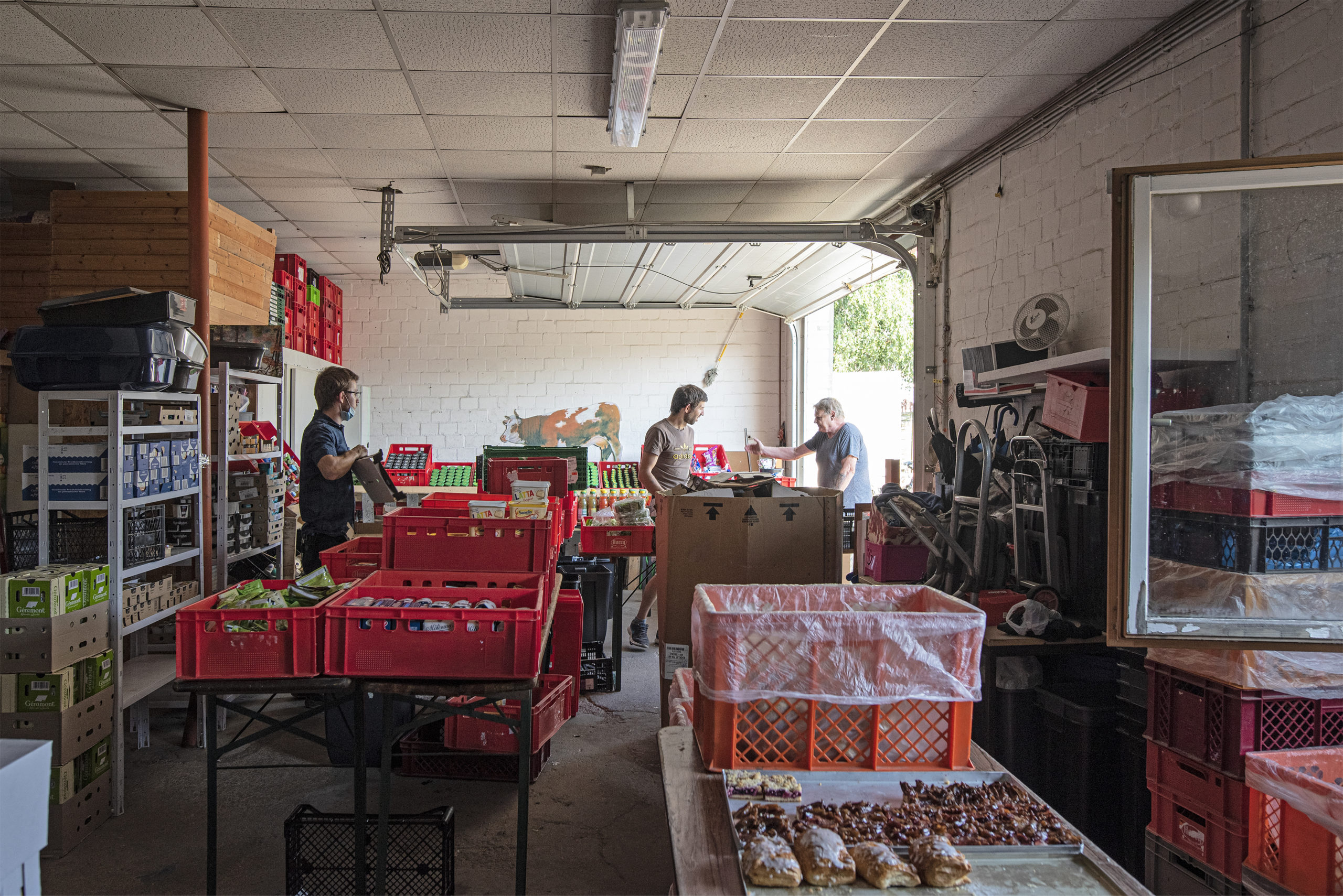 Als Krefelder Engel kümmern sich Bernd und Regina Oertel um die Versorgung wohnungsloser und verarmter Menschen mit Lebensmitteln und Hygieneartikeln.